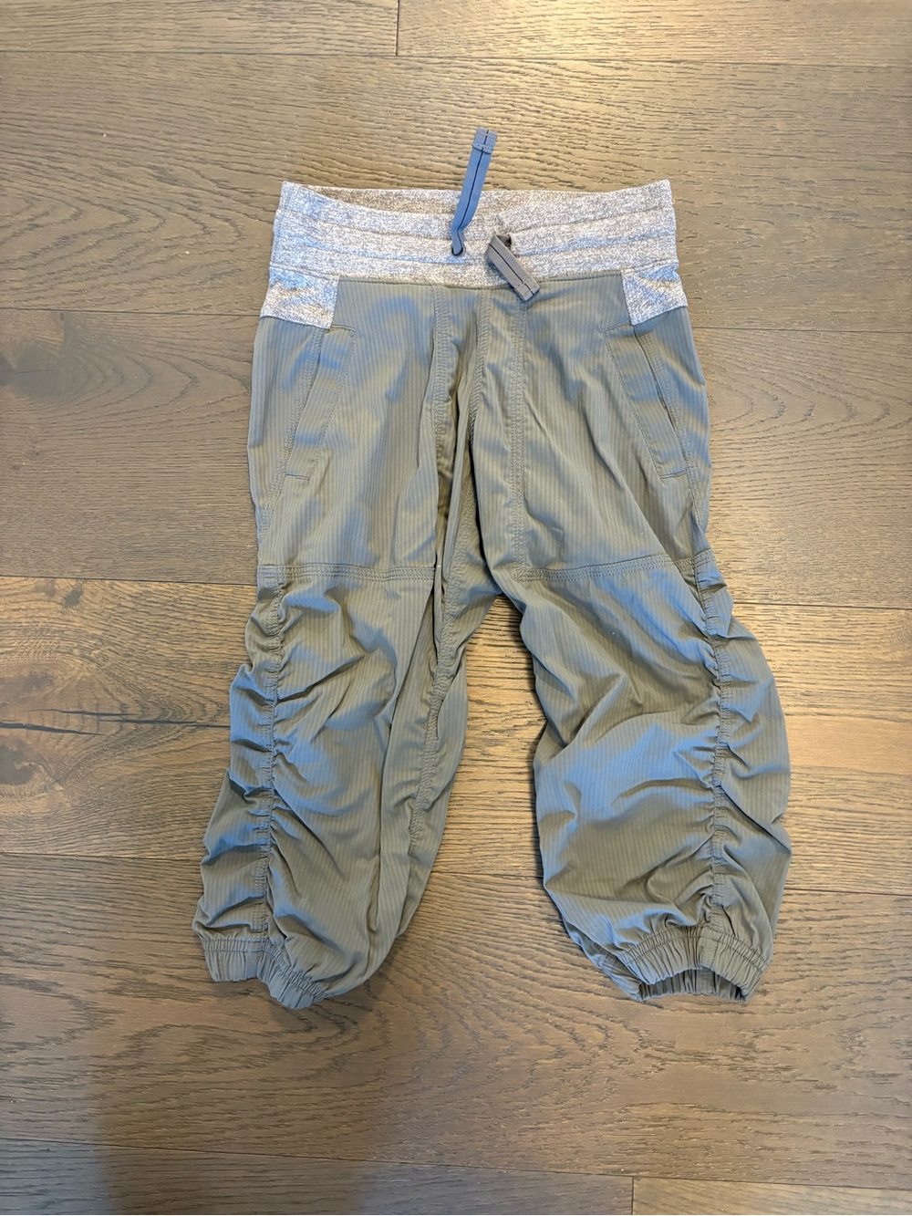 Ivivva by Lululemon girls gray studio sz 7 new